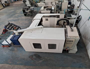 Foto: CENTRO DE USINAGEM VERTICAL TRAVIS M1000 - 1000MM X 500MM X 570MM - ANO 2009