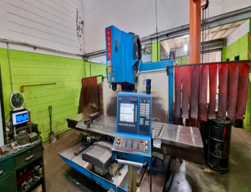 Foto: FRESADORA CNC - VEKER - MVK 2500 - ANO 2011 - 2500 x 850 x 850 MM - COMANDO CNC SIEMENS