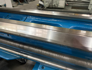 Foto: TORNO MECÂNICO ROMI E-55B - 1100MM X 4000MM