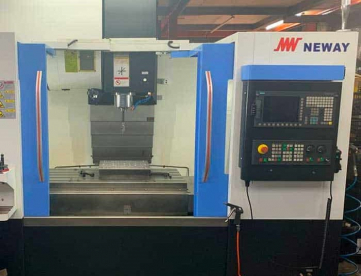 Foto: CENTRO DE USINAGEM VERTICAL NEWAY - VM1150S - ANO 2022