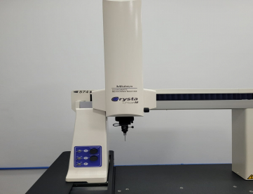 Foto: TRIDIMENSIONAL MANUAL  MITUTOYO -MODELO CRISTA PLUS M 574 -500 X 700 X 400 -ANO 2005