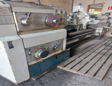 Foto: TORNO MECÂNICO CLEVER L4480 - 1100MM X 2000MM