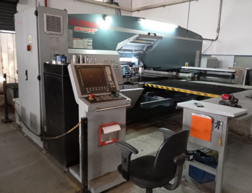 Foto: PUNCIONADEIRA CNC - DURMA - MODELO TP9 - 22 TON - ANO 2015 - 27 FERRAMENTAS - MESA 1250 x 2500 MM