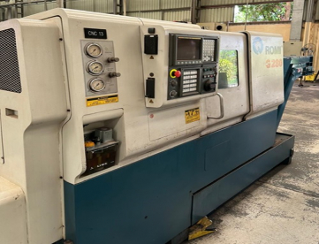 Foto: TORNO CNC ROMI - G280 - ANO - 2005 - COM PINÇA