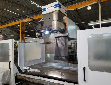 Foto: FRESADORA CNC  WOTAN WOMAT M3 - 3000 x 1000 x 1400 MM C0M MAGAZINE DE 22 FERRAMENTAS - EXTENSOR DE ROTAÇÃO PARA 16.000 RPM  - ANO 2003