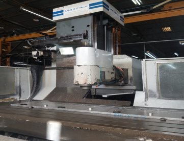 Foto: FRESADORA CNC  WOTAN WOMAT M3 - 3000 x 1000 x 1400 MM C0M MAGAZINE DE 22 FERRAMENTAS - EXTENSOR DE ROTAÇÃO PARA 16.000 RPM  - ANO 2003
