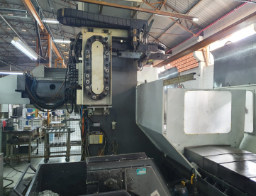 Foto: FRESADORA CNC  WOTAN WOMAT M3 - 3000 x 1000 x 1400 MM C0M MAGAZINE DE 22 FERRAMENTAS - EXTENSOR DE ROTAÇÃO PARA 16.000 RPM  - ANO 2003