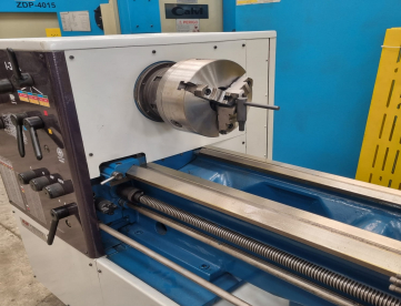 Foto: TORNO MECÂNICO ROMI I-30A - 515MM X 2000MM