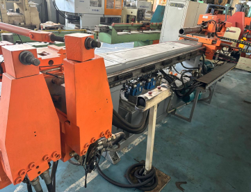 Foto: CURVADORA DE TUBOS CNC BEMA HIDRAULICA DOBRA ATE 75 MM 3" - DOBRA ATE 5mm DE PAREDE- ANO 2005
