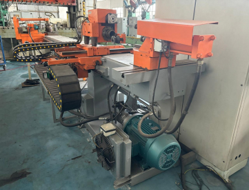 Foto: CURVADORA DE TUBOS CNC BEMA HIDRAULICA DOBRA ATE 75 MM 3" - DOBRA ATE 5mm DE PAREDE- ANO 2005