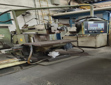 Foto: FRESADORA CNC TRAUBOMATIC UF11  ANO 1983 - 500 x 350 x 420MM