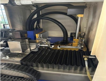 Foto: RETIFICA CILINDRICA ROLLOMATIC DE ALTA PRODUÇAO DE BLANKS DE METAL DURO - MODELO SHAPE ESMART  NP4 - ANO 2007