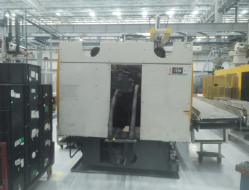 Foto: INJETORA DE PLÁSTICOS - HAITIAN - MA8000 - ANO 2011 + ROBO STAR SEIKI ESW-1200