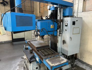 Foto: FRESADORA UNIVERSAL - YAMAGUCHI - YMV 1000 x 450 x 500 - BT50