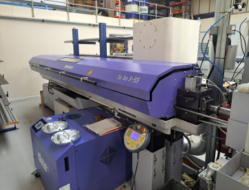 Foto: TORNO CNC AUT0MÁTICO DE CABEÇOTE MOVEL - STAR SV38R - COM ALIMENTADOR DE BARRAS - MAQUINA SEMI NOVA - ANO 2014