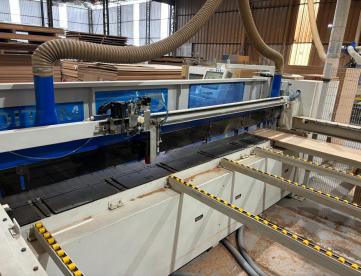 Foto: SECCIONADORA CNC AUTOMÁTICA HORIZONTAL PARA CORTE DE CHAPAS DE COMPENSADO-GIBEN MATIC SP60 -ANO 2021