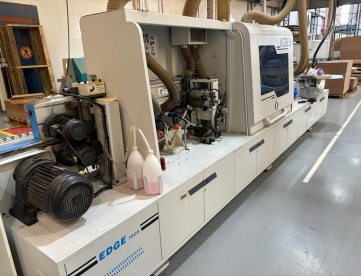 Foto: COLADEIRA DE BORDAS CNC - GIBEN  EDGE TECH - MODELO KG365J - ANO 2021