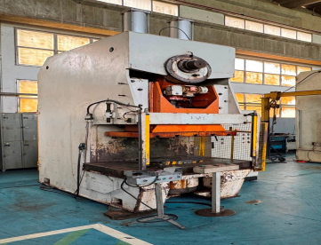 Foto: PRENSA EXCENTRICA FREIO FRICÇÃO ARRASATE - 200 TONS - MODELO PR 200