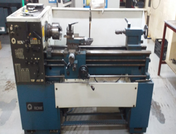 Foto: TORNO MECÂNICO ROMI TORMAX20 -MAQUINA MUITO CONSERVADA  1000 X 350 -ANO 2000