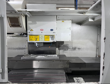 Foto: CENTRO DE USINAGEM VERTICAL - ROMI - D800 - ANO 2009 - REFRIGERAÇÃO INTERNA SPINDLE