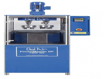 Foto: MAQUINA CNC AUTOMÁTICA DE REBARBAR E POLIR  FERRAMENTAS - MARCA BELAIR - BF-500 - ANO ZERO