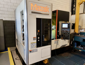 Foto: CENTRO DE TORNEAMENTO - MAZAK - INTEGREX J200 - ANO 2013 - 450 x 200 x 550 MM