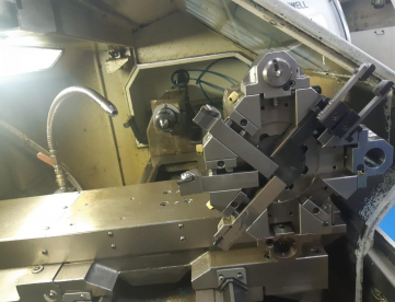 Foto: TORNO CNC - ROMI - CENTUR 30D - HIDRAULICO - ANO 2007 - 430 x 1000 MM - COMANDO SIEMENS