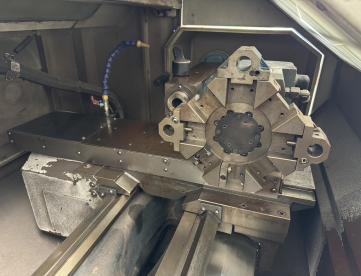 Foto: TORNO CNC - ROMI - CENTUR 30D - ANO 2006 - 430 X 1000MM