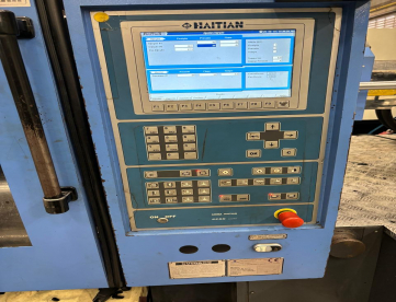 Foto: INJETORA DE PLASTICOS HAITIAN - MARTE 3800 /2250 - ANO 2010 COM SERVO MOTOR  380TONELADAS