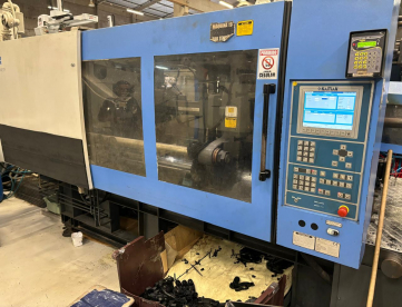 Foto: INJETORA DE PLASTICOS HAITIAN - MARTE 3800 /2250 - ANO 2010 COM SERVO MOTOR  380TONELADAS