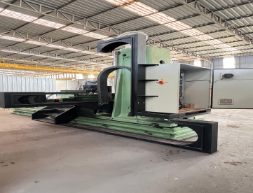Foto: MANDRILHADORA CNC - SCHIESS - FLOOR TYPE - ISO 50