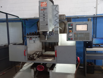 Foto: FRESADORA CNC HAAS -MODELO TM-1 760 X 350 X 405 -ANO 2003