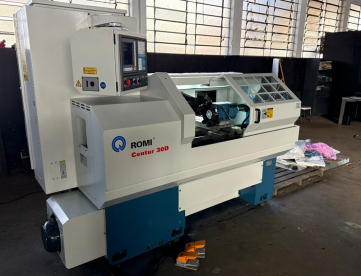Foto: TORNO CNC ROMI CENTUR 30D - 430X1000MM - ANO 2006