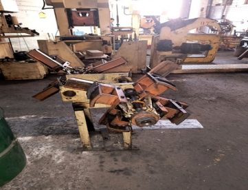 Foto: PRENSA EXCÊNTRICA TIPO H - MARCA SCHULlER  - CAPACIDADE 45 TON
