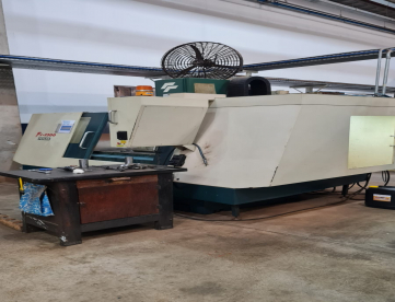 Foto: CENTRO DE USINAGEM VERTICAL - FEELER - FV 1300 - 1300MM X 700MM X 700MM - ANO 2006