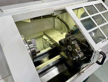 Foto: TORNO CNC - ROMI - CENTUR 30D - ANO 2008 - 430 x 500 MM - COMANDO SIEMENS