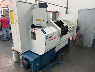 Foto: TORNO CNC - ROMI - CENTUR 30D - 430 x 1000 MM - COMANDO MACH 9 - ANO 2007
