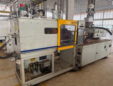 Foto: INJETORA DE PLASTICOS - DONGSHIN PRO 70 MC - 70 TONELADAS - ACOMPANHA SECADOR - ANO 2001