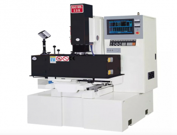 Foto: ELETROEROSÃO PENETRAÇÃO - CNC - MAXSEE C36 - NOVA