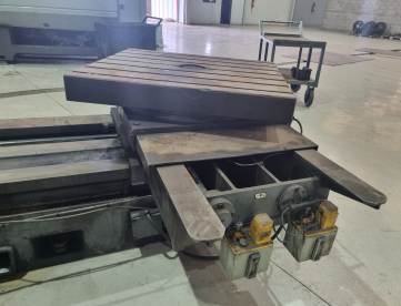 Foto: MADRILHADORA CONVENCIONAL - IKEGAI DA85T - FUSO 85 - 1000 X 900MM - ANO 1978