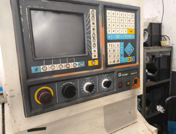 Foto: TORNO CNC - ROMI - COSMOS 20 U - 254MM X 750MM