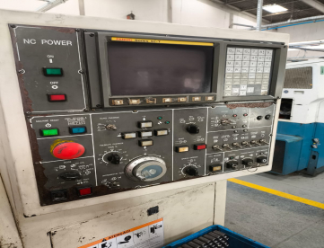 Foto: CENTRO DE TORNEAMENTO DAEWOO PUMA 160 - GANG - COMANDO FANUC