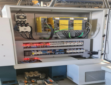 Foto: TORNO CNC - ROMI - CENTUR 40A - 685MM X 3000MM - RETROFITADO EM 2025 - ÁRVORE DE 160MM