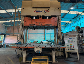 Foto: PRENSA HIDRÁULICA - FKL PH300 - 300 TON - ANO 2008