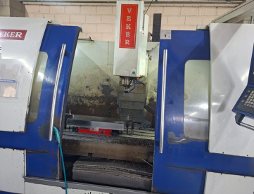Foto: FRESADORA CNC - VEKER - VK 4700D - ANO 2007 - 1500 x 680 x 700mm