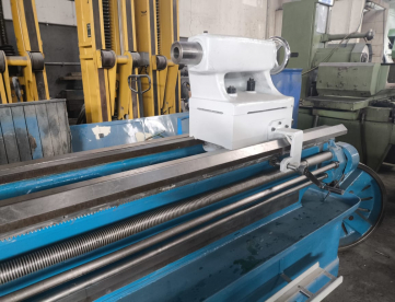 Foto: TORNO MECÂNICO - ROMI - MVD-V - 800MM X 5000MM