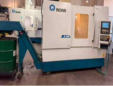 Foto: CENTRO DE USINAGEM VERTICAL - ROMI - D800 - ANO 2018 - 800 x 530 x 580MM - COMANDO SIEMENS