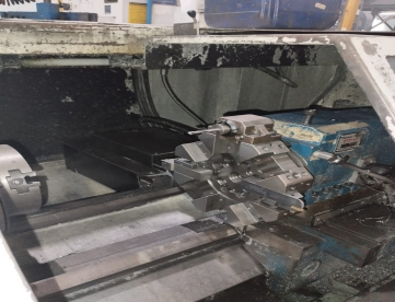 Foto: TORNO CNC - ROMI - CENTUR 30D - ANO 1995