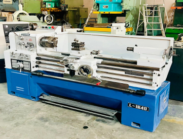 Foto: TORNO MECÂNICO - CLEVER - L1640 - ANO 2012 - 400 x 1000 MM