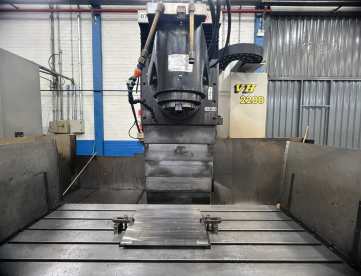 Foto: FRESADORA CNC ANAYAK VH2200